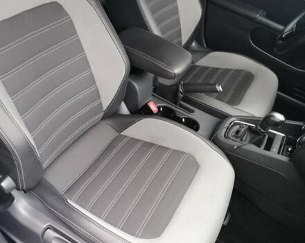 Белый Фольксваген Джетта, объемом двигателя 1.6 л и пробегом 245 тыс. км за 10500 $, фото 9 на Automoto.ua