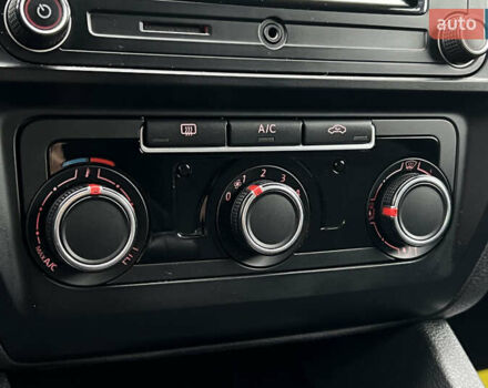 Фольксваген Джетта 2016 в Львове на Automoto.ua Белый Фольксваген Джетта, объемом двигателя 1.6 л и пробегом 187 тыс. км за 11500 $, фото 13 на Automoto.ua