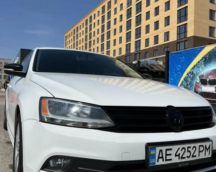 Белый Фольксваген Джетта, объемом двигателя 1.39 л и пробегом 150 тыс. км за 10800 $, фото 14 на Automoto.ua