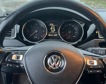 Белый Фольксваген Джетта, объемом двигателя 1.6 л и пробегом 202 тыс. км за 11600 $, фото 10 на Automoto.ua