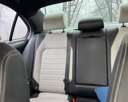 Білий Фольксваген Джетта, об'ємом двигуна 1.8 л та пробігом 103 тис. км за 13000 $, фото 13 на Automoto.ua