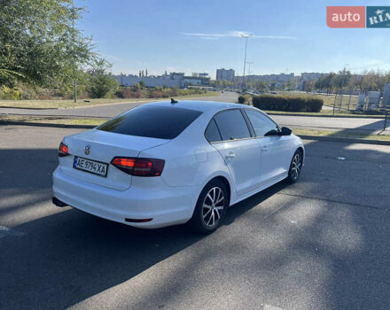 Белый Фольксваген Джетта, объемом двигателя 1.39 л и пробегом 174 тыс. км за 9100 $, фото 5 на Automoto.ua