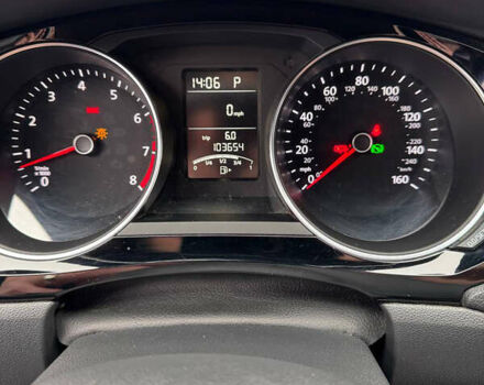 Білий Фольксваген Джетта, об'ємом двигуна 1.8 л та пробігом 103 тис. км за 13000 $, фото 17 на Automoto.ua