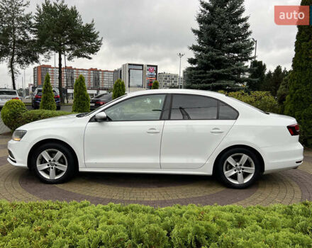 Фольксваген Джетта 2016 в Львове на Automoto.ua Белый Фольксваген Джетта, объемом двигателя 1.6 л и пробегом 187 тыс. км за 11500 $, фото 3 на Automoto.ua
