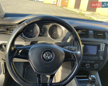 Белый Фольксваген Джетта, объемом двигателя 1.6 л и пробегом 280 тыс. км за 11200 $, фото 12 на Automoto.ua