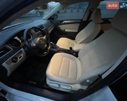 Білий Фольксваген Джетта, об'ємом двигуна 1.4 л та пробігом 119 тис. км за 11500 $, фото 14 на Automoto.ua