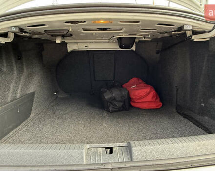 Белый Фольксваген Джетта, объемом двигателя 1.6 л и пробегом 76 тыс. км за 14800 $, фото 26 на Automoto.ua