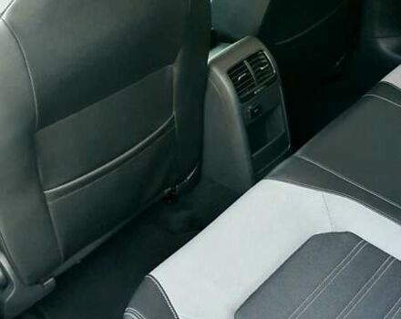 Белый Фольксваген Джетта, объемом двигателя 1.6 л и пробегом 150 тыс. км за 12500 $, фото 5 на Automoto.ua