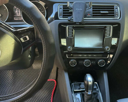 Білий Фольксваген Джетта, об'ємом двигуна 1.6 л та пробігом 273 тис. км за 12500 $, фото 3 на Automoto.ua