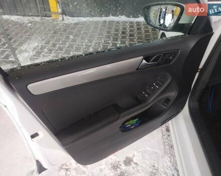 Білий Фольксваген Джетта, об'ємом двигуна 1.6 л та пробігом 307 тис. км за 8999 $, фото 25 на Automoto.ua