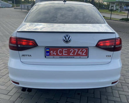 Фольксваген Джетта 2016 в Полтаве на Automoto.ua Белый Фольксваген Джетта, объемом двигателя 1.8 л и пробегом 280 тыс. км за 12000 $, фото 6 на Automoto.ua