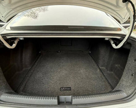 Білий Фольксваген Джетта, об'ємом двигуна 1.4 л та пробігом 107 тис. км за 12500 $, фото 10 на Automoto.ua