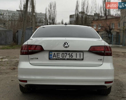 Білий Фольксваген Джетта, об'ємом двигуна 1.8 л та пробігом 184 тис. км за 10700 $, фото 6 на Automoto.ua