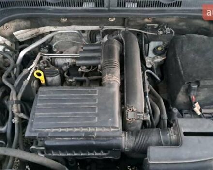 Білий Фольксваген Джетта, об'ємом двигуна 1.39 л та пробігом 197 тис. км за 9400 $, фото 21 на Automoto.ua