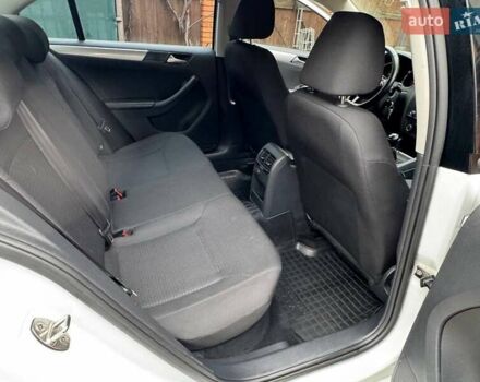 Білий Фольксваген Джетта, об'ємом двигуна 1.6 л та пробігом 99 тис. км за 11800 $, фото 30 на Automoto.ua