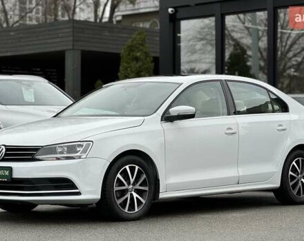 Белый Фольксваген Джетта, объемом двигателя 1.39 л и пробегом 74 тыс. км за 13500 $, фото 2 на Automoto.ua