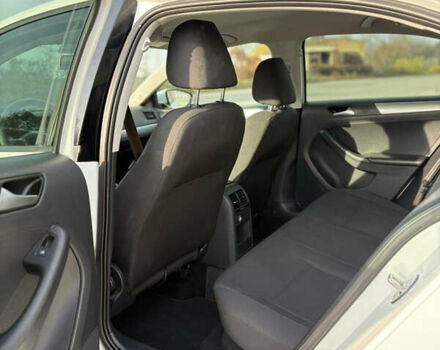 Белый Фольксваген Джетта, объемом двигателя 1.6 л и пробегом 232 тыс. км за 10700 $, фото 12 на Automoto.ua