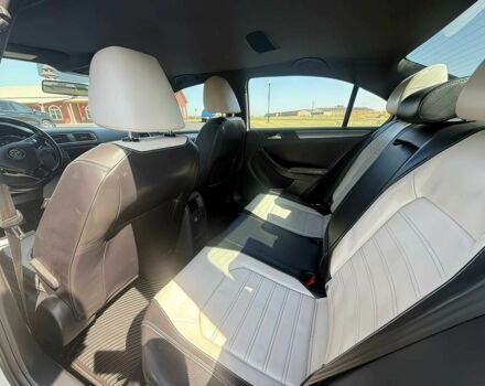 Белый Фольксваген Джетта, объемом двигателя 1.8 л и пробегом 75 тыс. км за 9100 $, фото 10 на Automoto.ua