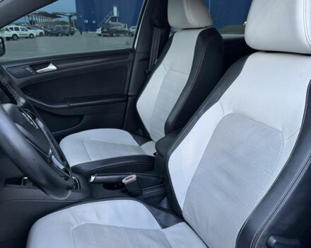 Белый Фольксваген Джетта, объемом двигателя 1.8 л и пробегом 239 тыс. км за 262 $, фото 13 на Automoto.ua