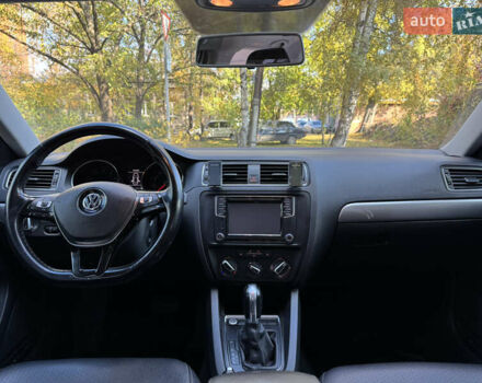 Фольксваген Джетта 2017 в Славянске на Automoto.ua Белый Фольксваген Джетта, объемом двигателя 1.4 л и пробегом 78 тыс. км за 12500 $, фото 11 на Automoto.ua