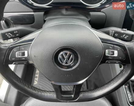 Белый Фольксваген Джетта, объемом двигателя 1.8 л и пробегом 118 тыс. км за 10000 $, фото 11 на Automoto.ua