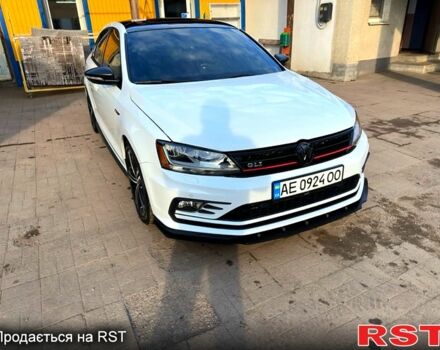 Белый Фольксваген Джетта, объемом двигателя 2 л и пробегом 109 тыс. км за 15000 $, фото 2 на Automoto.ua