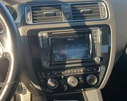 Белый Фольксваген Джетта, объемом двигателя 2 л и пробегом 63 тыс. км за 14000 $, фото 9 на Automoto.ua