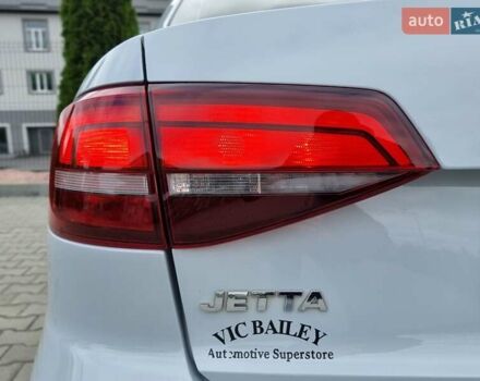 Белый Фольксваген Джетта, объемом двигателя 1.4 л и пробегом 164 тыс. км за 9999 $, фото 23 на Automoto.ua