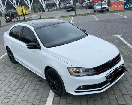 Белый Фольксваген Джетта, объемом двигателя 1.8 л и пробегом 118 тыс. км за 10000 $, фото 10 на Automoto.ua