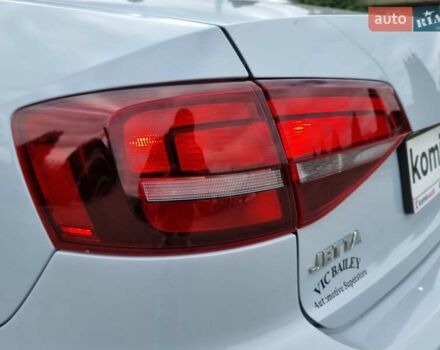 Белый Фольксваген Джетта, объемом двигателя 1.4 л и пробегом 164 тыс. км за 9999 $, фото 22 на Automoto.ua