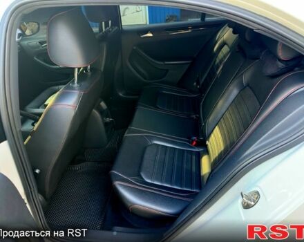 Белый Фольксваген Джетта, объемом двигателя 2 л и пробегом 109 тыс. км за 15000 $, фото 8 на Automoto.ua