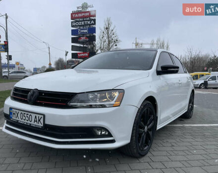Белый Фольксваген Джетта, объемом двигателя 1.8 л и пробегом 118 тыс. км за 10000 $, фото 9 на Automoto.ua