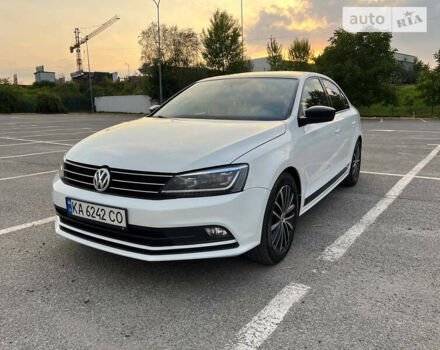 Белый Фольксваген Джетта, объемом двигателя 1.78 л и пробегом 140 тыс. км за 12000 $, фото 3 на Automoto.ua