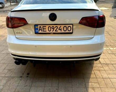 Белый Фольксваген Джетта, объемом двигателя 2 л и пробегом 109 тыс. км за 15000 $, фото 5 на Automoto.ua