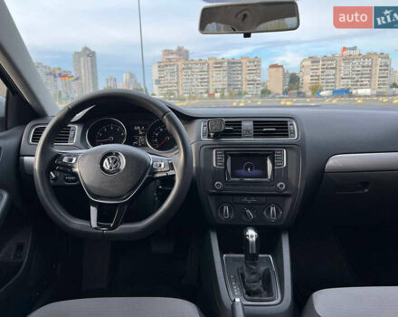 Фольксваген Джетта 2017 в Киеве на Automoto.ua Белый Фольксваген Джетта, объемом двигателя 1.4 л и пробегом 190 тыс. км за 9200 $, фото 10 на Automoto.ua