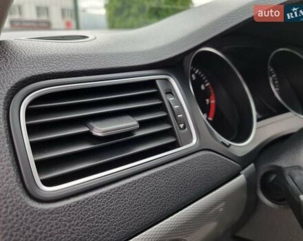 Белый Фольксваген Джетта, объемом двигателя 1.4 л и пробегом 164 тыс. км за 9999 $, фото 58 на Automoto.ua