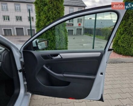 Белый Фольксваген Джетта, объемом двигателя 1.4 л и пробегом 164 тыс. км за 9999 $, фото 61 на Automoto.ua