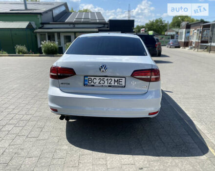 Белый Фольксваген Джетта, объемом двигателя 1.4 л и пробегом 70 тыс. км за 10999 $, фото 6 на Automoto.ua