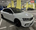 Фольксваген Джетта 2017 в Киеве на Automoto.ua Белый Фольксваген Джетта, объемом двигателя 2 л и пробегом 143 тыс. км за 14000 $, фото 3 на Automoto.ua