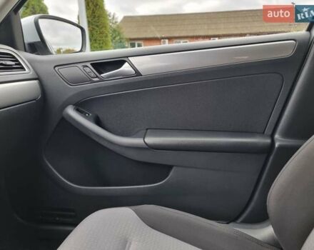 Белый Фольксваген Джетта, объемом двигателя 1.4 л и пробегом 164 тыс. км за 9999 $, фото 62 на Automoto.ua