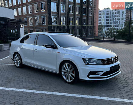 Белый Фольксваген Джетта, объемом двигателя 1.98 л и пробегом 82 тыс. км за 13500 $, фото 1 на Automoto.ua