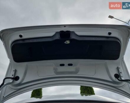 Белый Фольксваген Джетта, объемом двигателя 1.4 л и пробегом 164 тыс. км за 9999 $, фото 82 на Automoto.ua