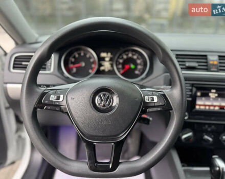 Білий Фольксваген Джетта, об'ємом двигуна 1.4 л та пробігом 146 тис. км за 10999 $, фото 19 на Automoto.ua