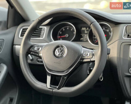 Фольксваген Джетта 2017 в Киеве на Automoto.ua Белый Фольксваген Джетта, объемом двигателя 1.4 л и пробегом 190 тыс. км за 9200 $, фото 12 на Automoto.ua