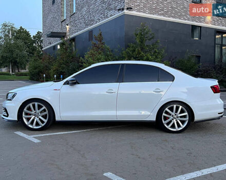 Белый Фольксваген Джетта, объемом двигателя 1.98 л и пробегом 82 тыс. км за 13500 $, фото 2 на Automoto.ua