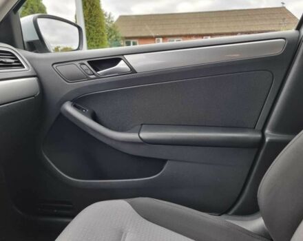 Белый Фольксваген Джетта, объемом двигателя 1.4 л и пробегом 164 тыс. км за 9999 $, фото 11 на Automoto.ua