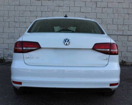 Белый Фольксваген Джетта, объемом двигателя 1.4 л и пробегом 56 тыс. км за 3100 $, фото 4 на Automoto.ua