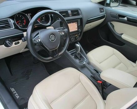 Белый Фольксваген Джетта, объемом двигателя 1.8 л и пробегом 58 тыс. км за 5900 $, фото 8 на Automoto.ua