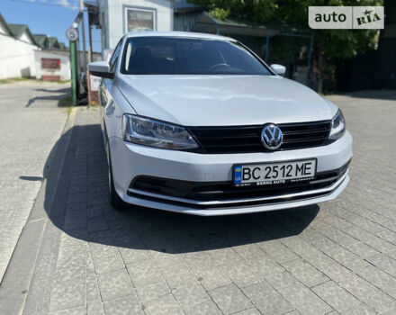 Белый Фольксваген Джетта, объемом двигателя 1.4 л и пробегом 70 тыс. км за 10999 $, фото 5 на Automoto.ua