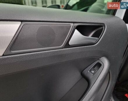 Белый Фольксваген Джетта, объемом двигателя 1.4 л и пробегом 164 тыс. км за 9999 $, фото 69 на Automoto.ua